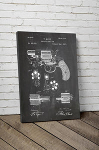 REVOLVER